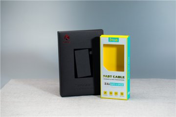 黑卡银卡纸盒